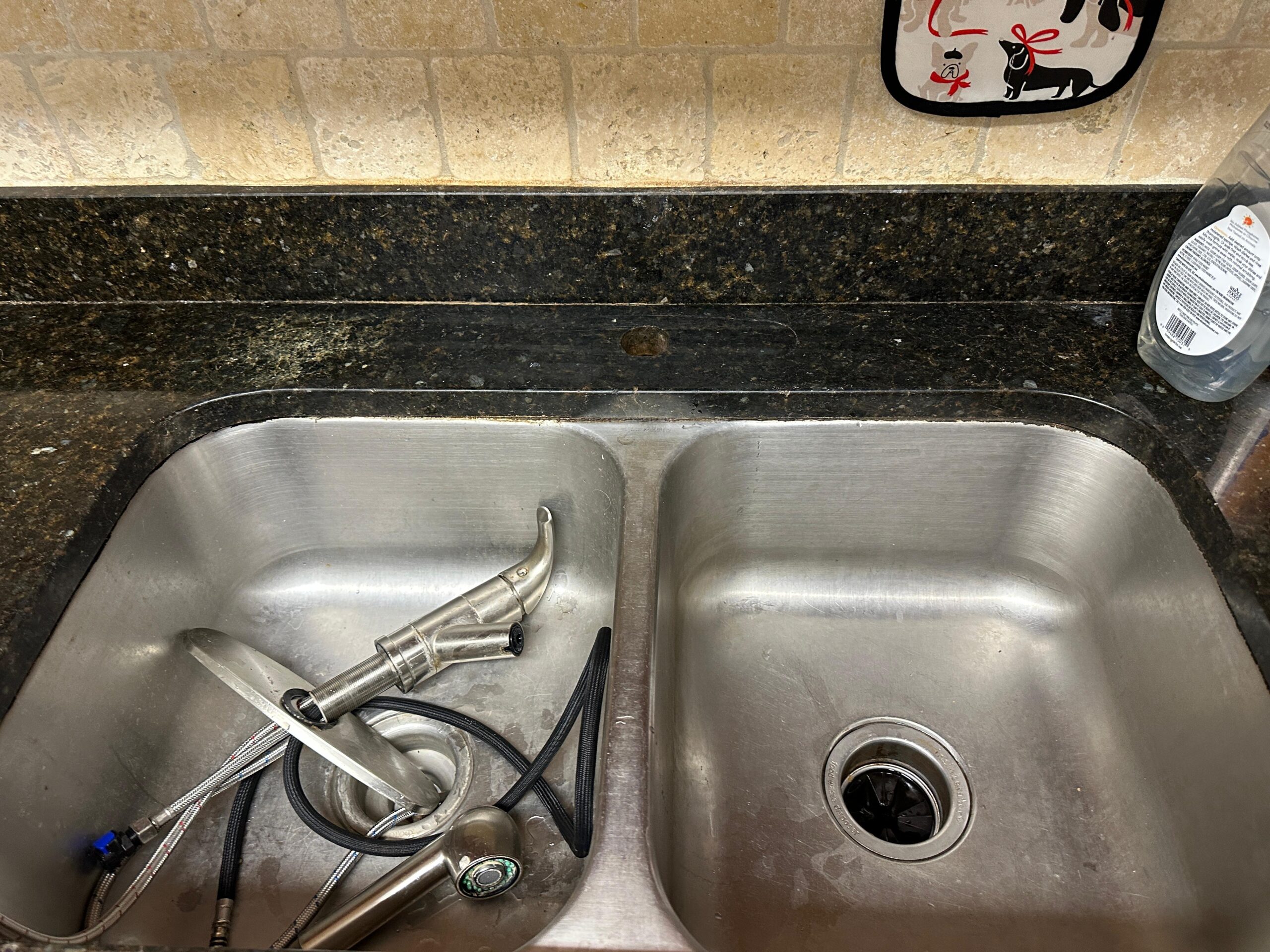 kitchen faucet replacement before